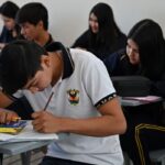 Alumnos de la preparatoria de la UAS