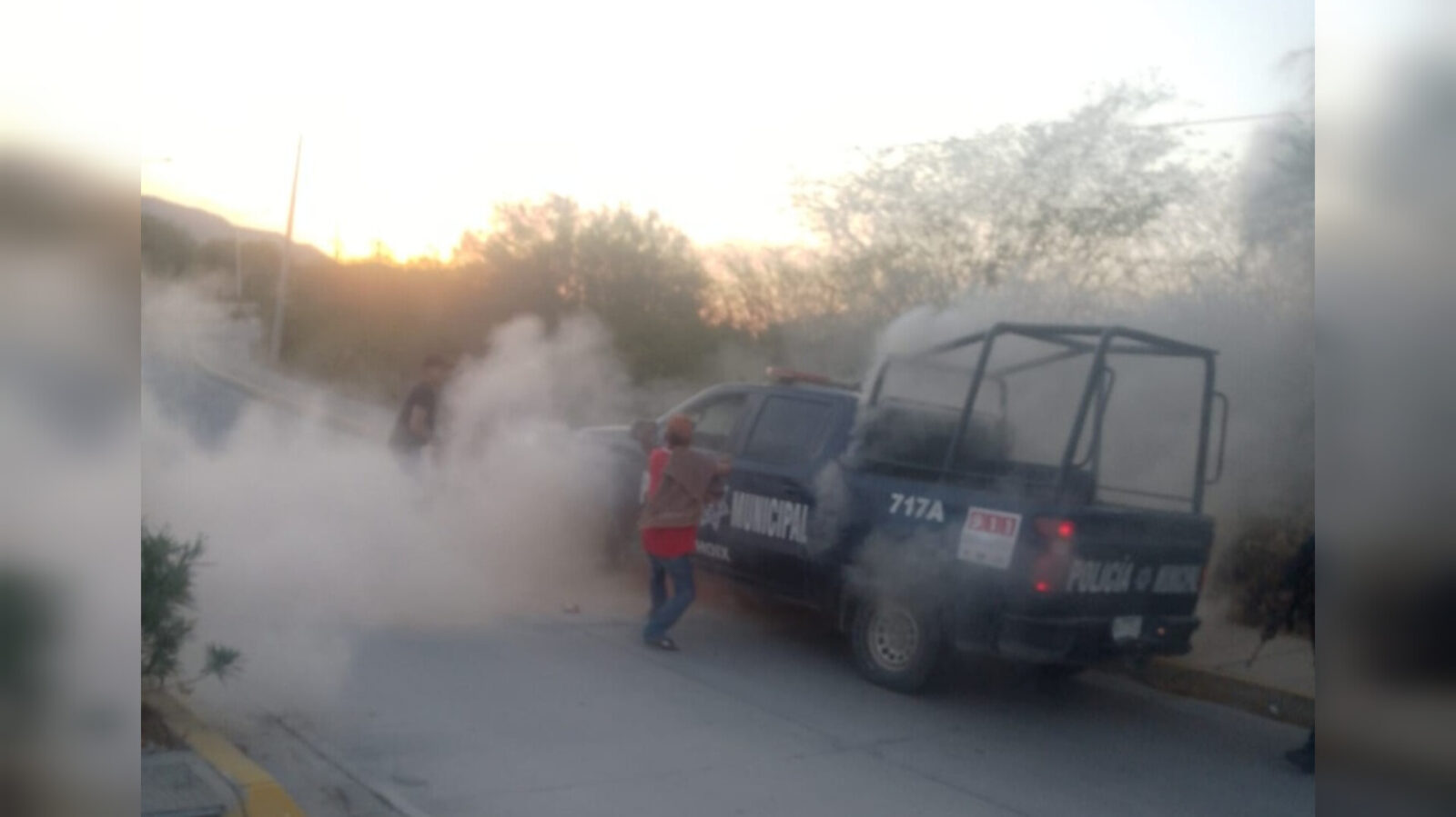 Se incendia patrulla